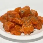 Plato de patatas bravas Urban cena en Isla Despedidas Valencia